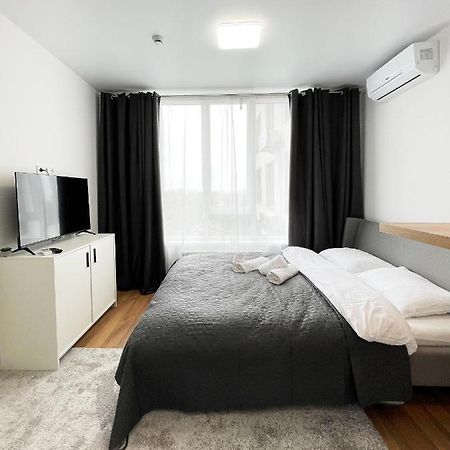 Cube House Apartment Киев Екстериор снимка