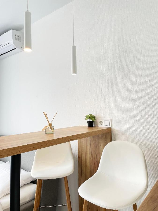 Cube House Apartment Киев Екстериор снимка