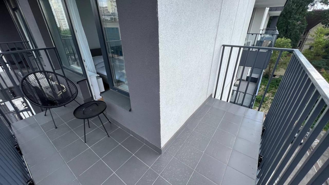 Cube House Apartment Киев Екстериор снимка